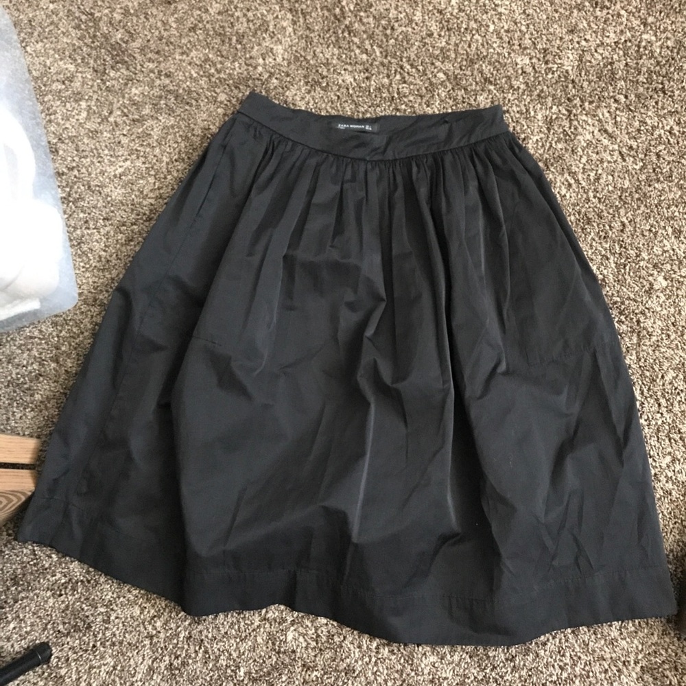 ZARA Black Midi Skirt with pockets